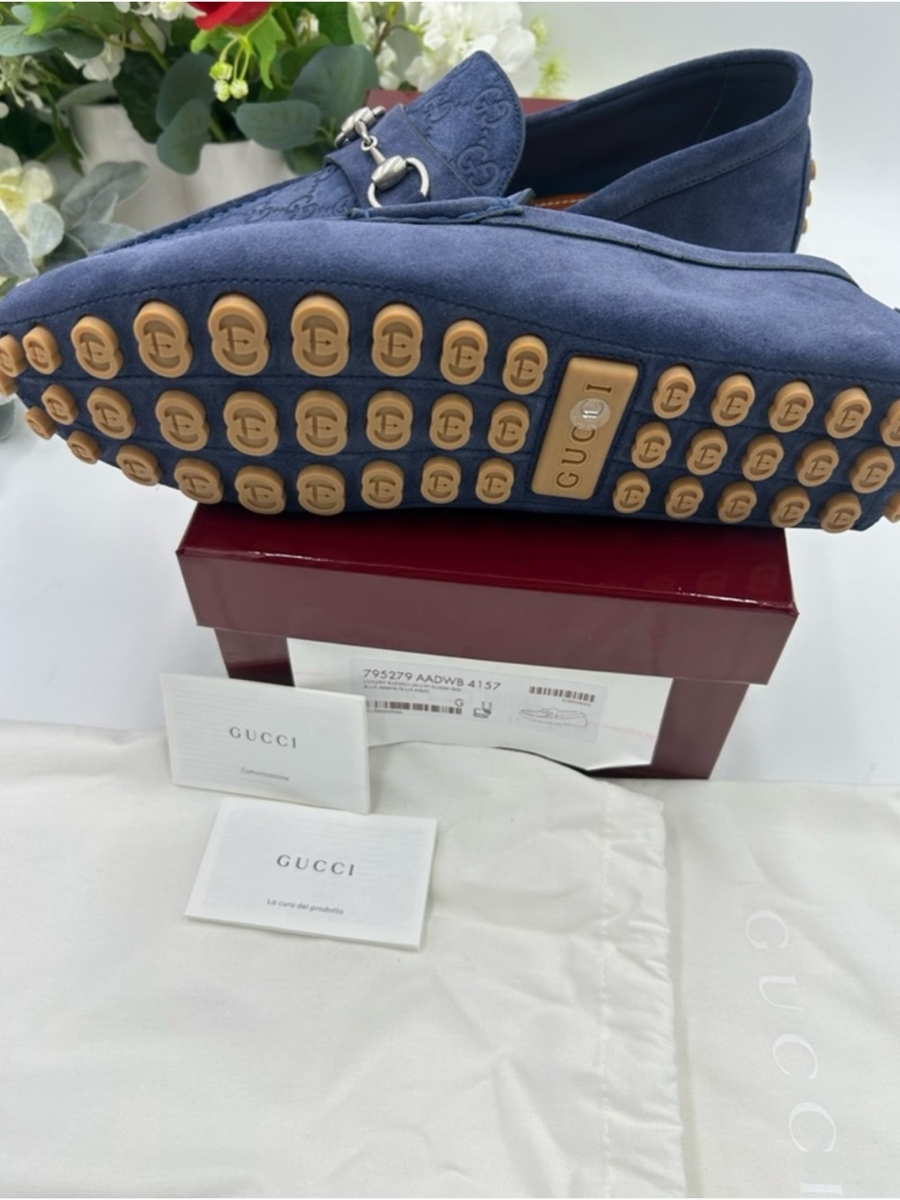 Gucci, GG embossed suede Driver loafers size 9 fits
10US made in Italy - Picture 4 of 6